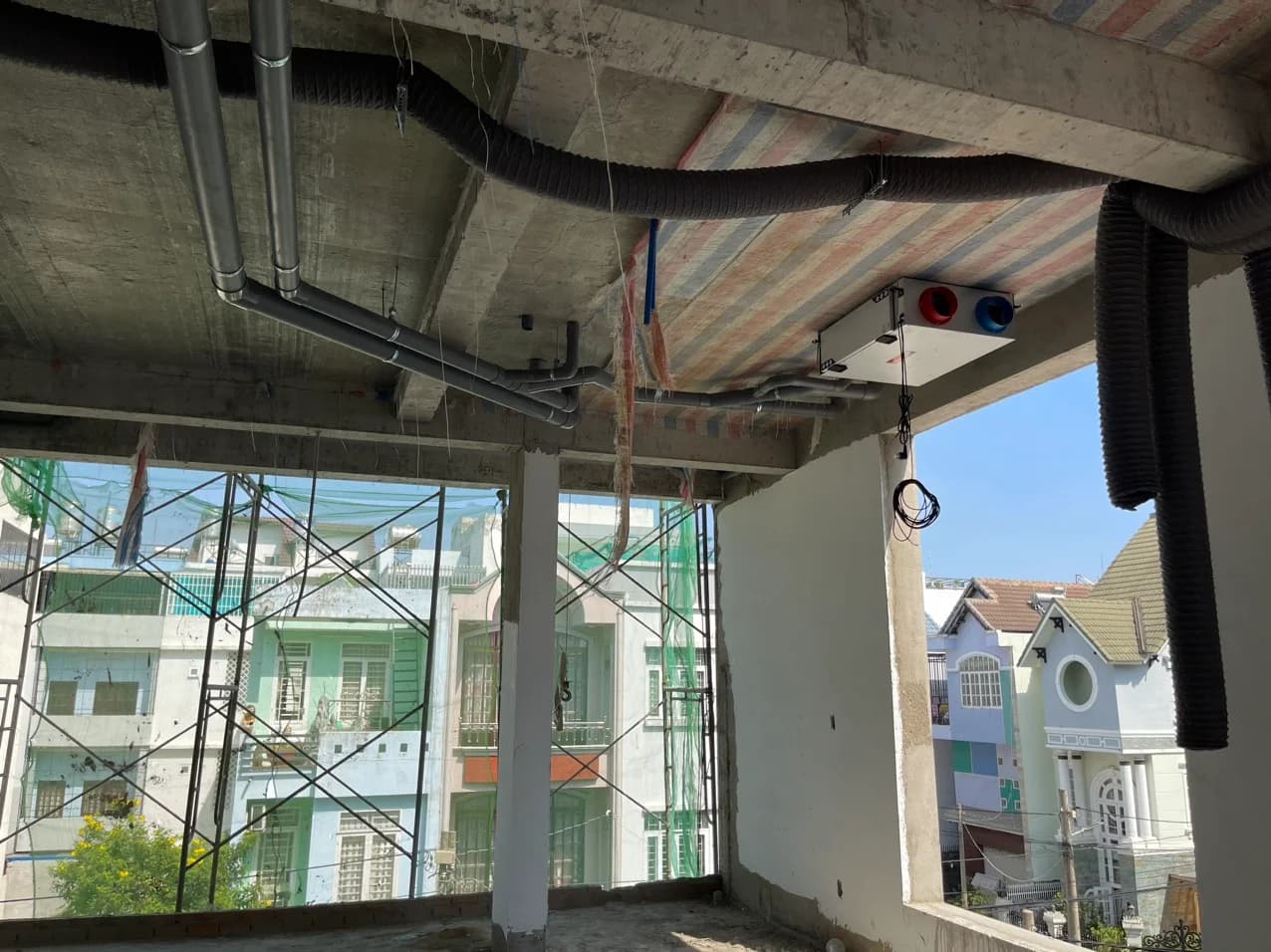 Thiết kế và thi công lắp đặt hệ thống ĐHKK và hệ thống lọc, cấp khí tươi hồi nhiệt cho tòa nhà đa năng Mr. Đạt (Biên Hòa) - ảnh 15