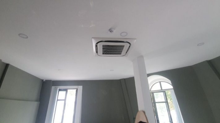 Máy lạnh âm trần được sử dụng trong biệt thự, nhà phố có không gian lớn