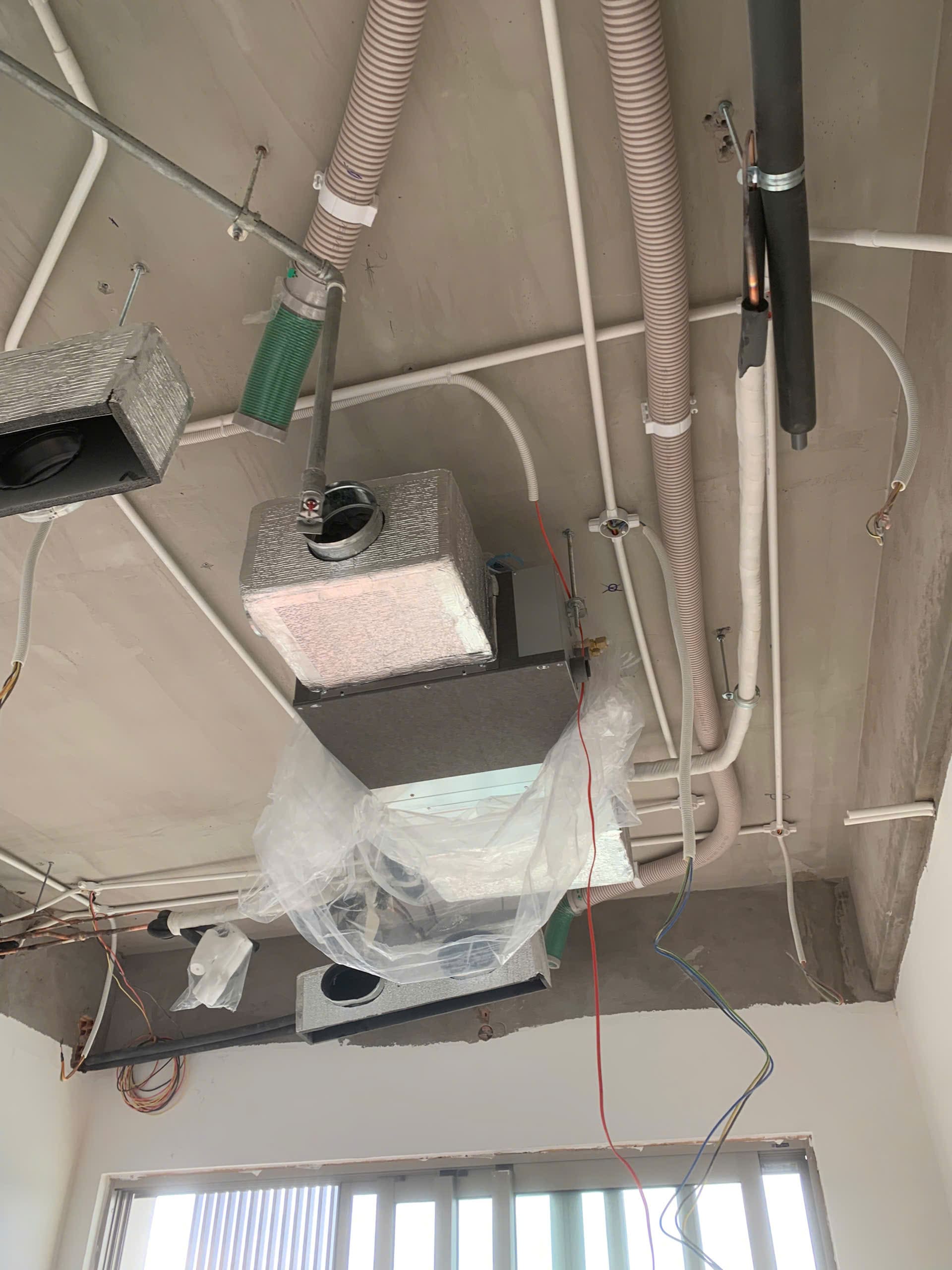 Thi công Hệ thống VRV Daikin Menred Hagisu tại Quận 7